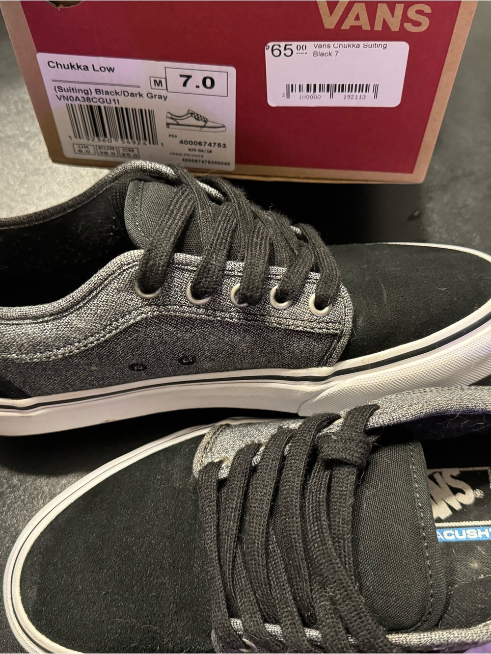 Vans Chukka Low Men’s Shoes - Black and Dark Gray